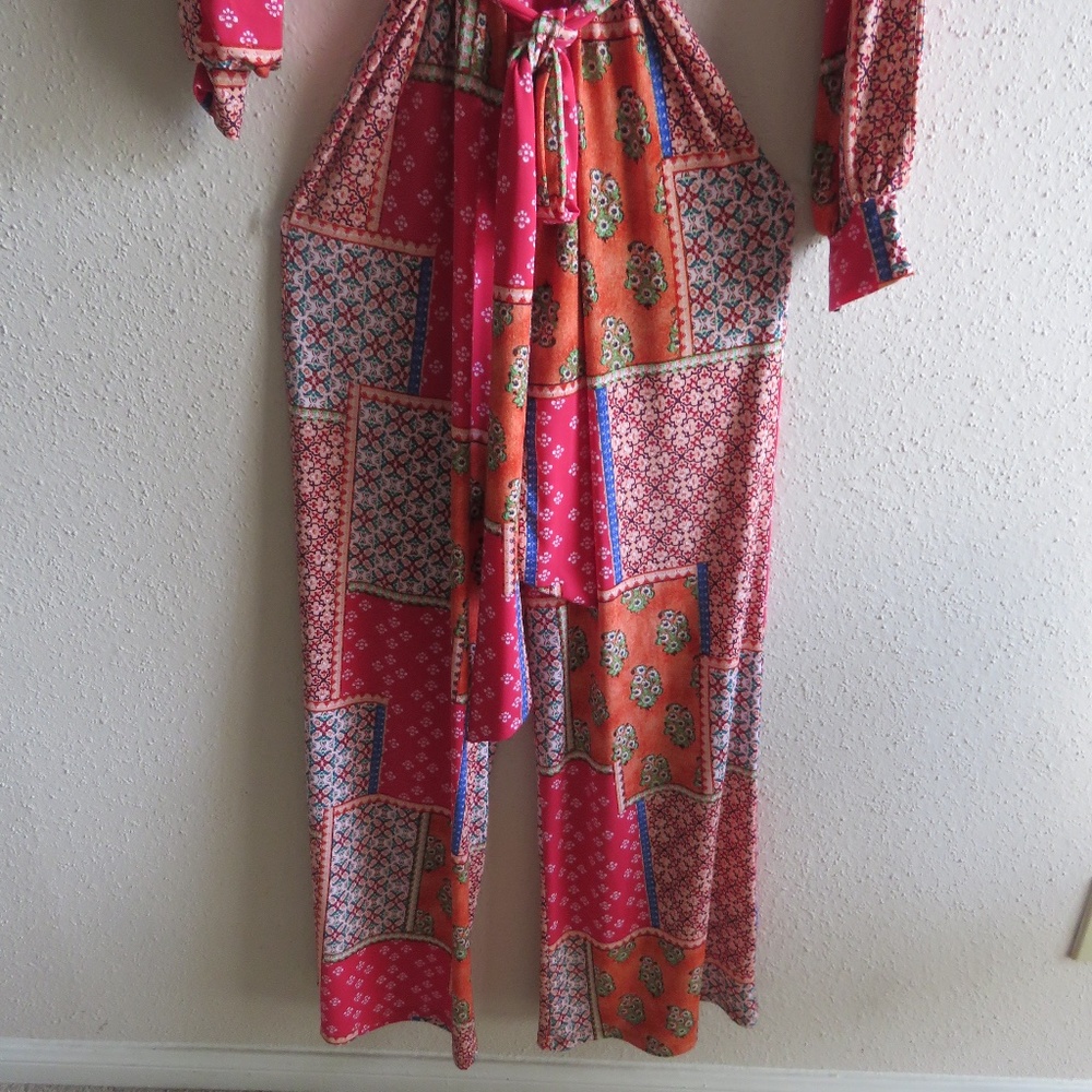 BRAND NEW Jumpsuit with elastic and waist tie - Picture 2 of 5